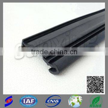 auto windshield rubber sealing strip