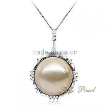 Valentine Gift 925 Silver Mabe Pearl Pendant