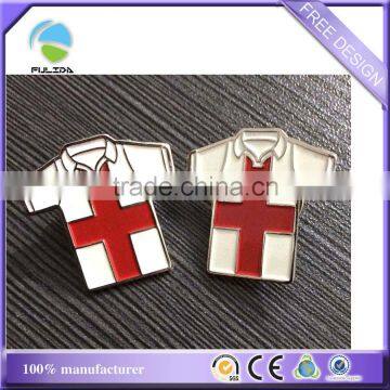 metal lapel pins clothes T-shirt shaped soft enamel paint