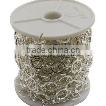 Chains, Mother Link: 10mm in diameter, 1mm thick; Son Link: 1.2mm wide, 7mm long, 3mm thick, 10m/roll(CHR101-CK27-S)