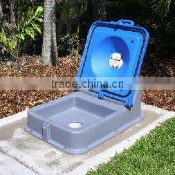 roto molded manhole cover