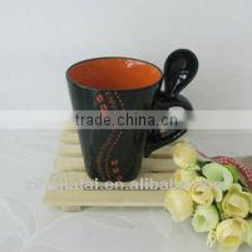 Hot Sell 11oz Inner Orange Glazed Bottom Square Decaled Ceramic Cappuccino Mug with Spoon