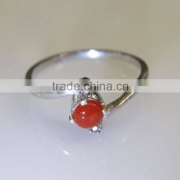 Sterling Silver Ring With Coral & Diamond Natural Nontreated 92.5