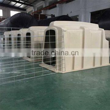 Low Price Poly Ethylene Calf Hutch for Dairy Calves