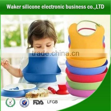 2017 latest hot sale baby product waterproof soft touch non-toxic for baby crumb catcher silicone kids bids with pocket