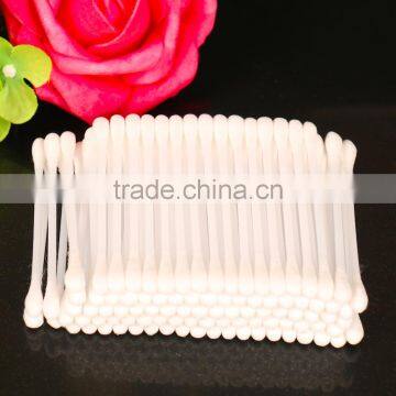 OEM 200pcs ear cleaning disposable customized logo plastic cotton swabs