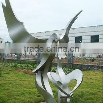 Stainless steel large bird sculpture mother feed baby bird