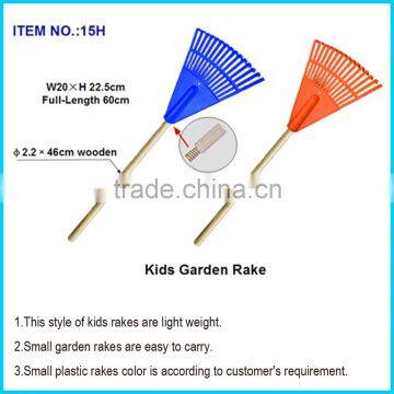 True Temper 23-in/ Small garden rakes are easy to carry/ This style of kids rakes are light weight