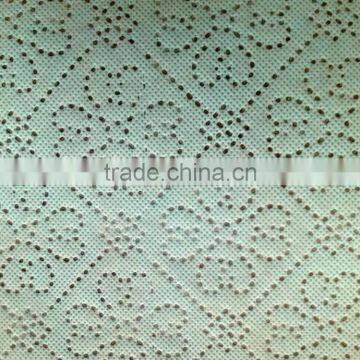 Three Layers Embossed Non-woven Fabrics photo-2