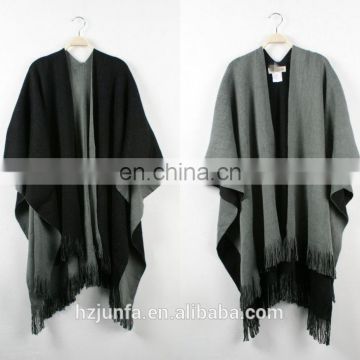 2015 Fashional and hottedt warp knitted stripe shawl with tassels for lady