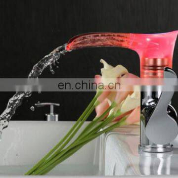 Modern Design LED Bathroom Waterfall Basin Faucet Single Handle Basin Mixer Tap photo-4