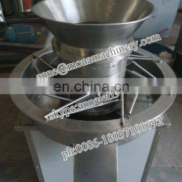 Chicken Essence Used High Speed Sieve Rotary Granulator photo-2