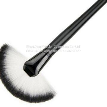 Customized OEM Individual Customize Synthetic Hair Fan Brush Makeup Brush photo-4