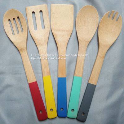 best Colorful bamboo utensils set color handle/Wholesale bamboo utensil sets with color handle from China