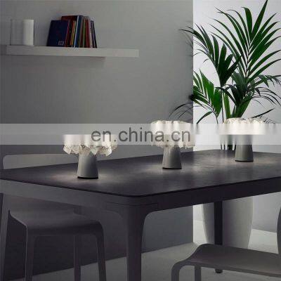 Italy Nordic Living Room Desk Light Bedroom Study Hotel Dining Room Decorative LED Romantic Table Lamp photo-3