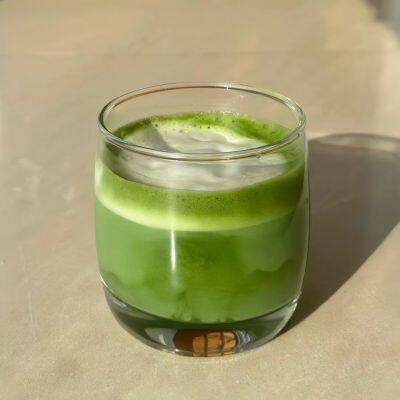 Массовый порошок матчи коммерческого сорта, порошок зеленого чая для магазинов по продаже бобле-чая, пекарен, гостиниц и ресторанов. Происхождение - Китай