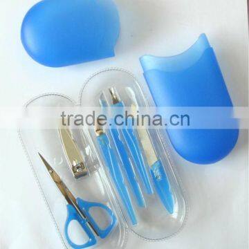 Promotional wholesale manicure set in PP case