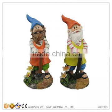 Resin Gnome Garden Figures Dwarf With A Spade