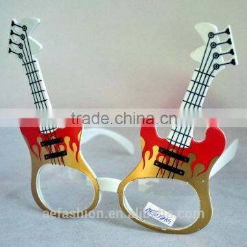 A crazy guitar shape party glasses,a popular plastic glasses