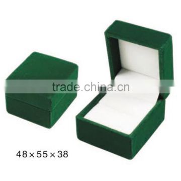 attractive green bracelet/ring/watch box to birthday gift