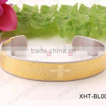 Titanium bangle for Christmas day jewelry