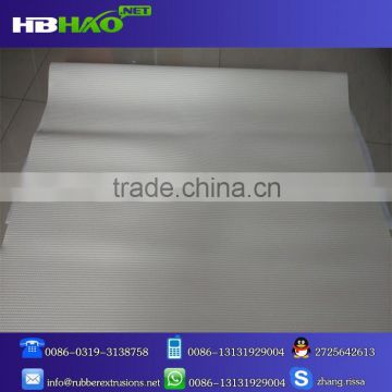 Alibaba China top quality ecological lichee pettern PVC synthetic leather roll