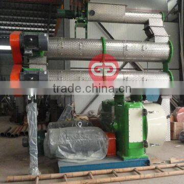 CE approved Farm machinery large output pet feed pellet granulator