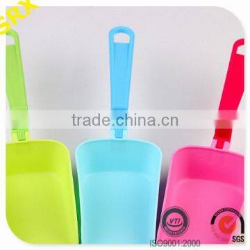 Hot sale 3 set 6 oz plastic ice scoops, OEM plastic scoops, customize plastic home scoops supplier