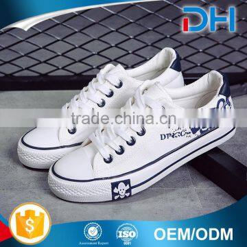 Contracted design man's breathable white black casual stylish sneaker shoes