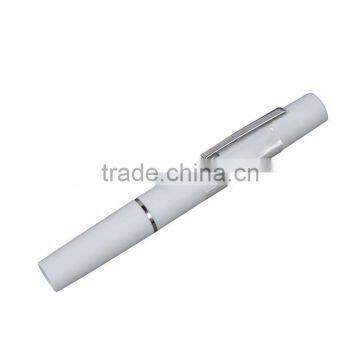 2015 Unique Plastic Flashlight Pen for Wholesale for Doctor photo-3
