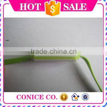 Cheap Promotion Green and White Colorful Silicone Micro Earphone With Rubber Cover photo-2