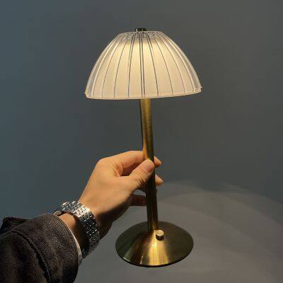Retro 3 Adjustable Brightness Iron Table Desk Lamp for Hotel Bar