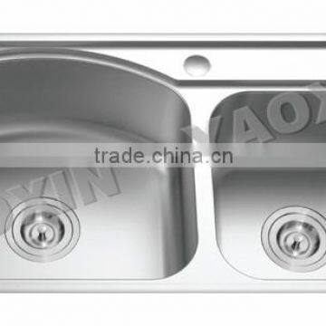 Stainless steel kitchen sink