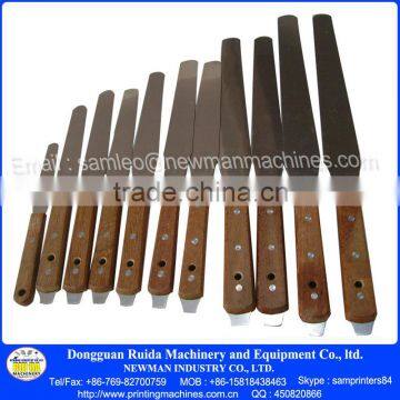 Wooden handle screen ink spatulas