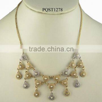 Imitation pearl personalized antique pedant necklace and earrings