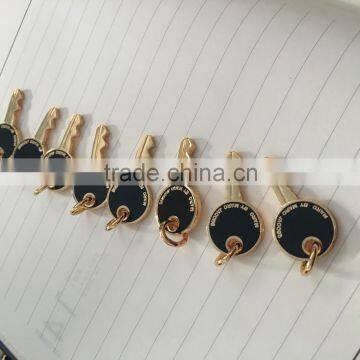 Whoelsale Metal Key From Chiese Factory,hardware Part Plating Gold Key photo-2