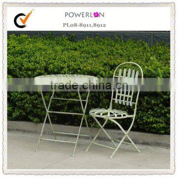 Antique White Metal Mesh Patio Table