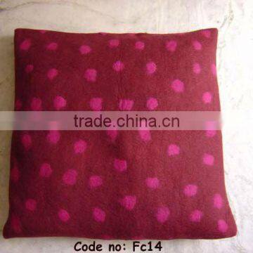 Felt Love Cushion