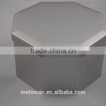 octagonal tin for confection package