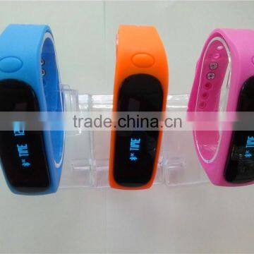 Assorted colors E02 Bluetooth 4.0 Smart Sports Bracelet