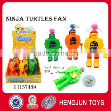 China plastic candy toy direct manufacturer candy toy hand Turtle fan 12 pcs