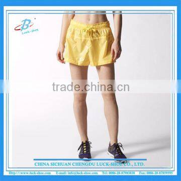 Women woven waterproof sports shorts