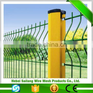 Hot sale the welded wire mesh fence cheap with bending peach post from anping factory