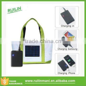 Tote solar beach bag with 2.4W 6V solar panel