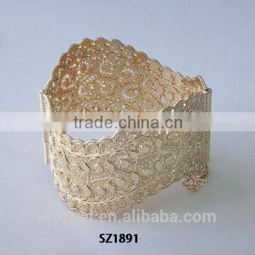 Anniversary,Engagement,Gift,Party,Wedding Occasion and Zinc Alloy Jewelry Main Material Metal Plate Bracelet