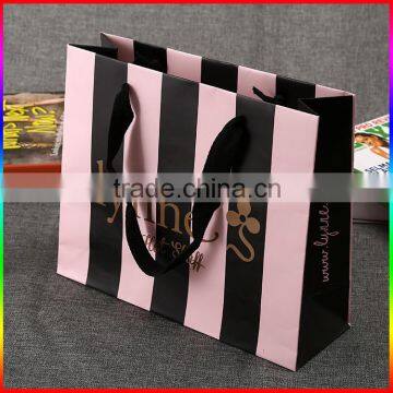 custom Luxury high quality clothes paper bag