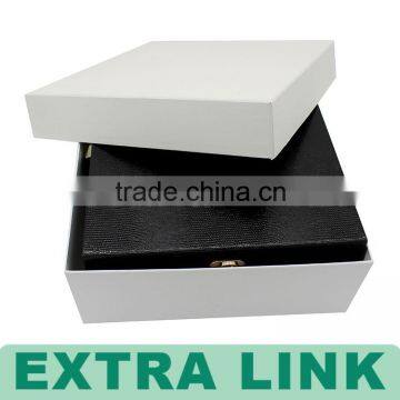 Custom Logo Printed Luxury Decorative Magnetic Cardboard Storage Box With Metal Eyelet photo-2