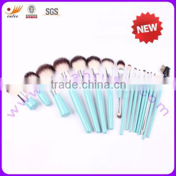 100% Nylon Hair Short Handle Professional Cosmetic Cheek Brush