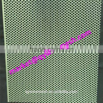 .com High Quality Spray Polishing Oxidation Treatment Perforated Metal Mesh photo-2