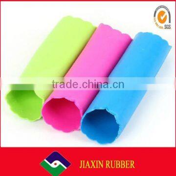 Eco-Friendly Wholesale Cheap Silicone Garlic Peeler Roller Magic Garlic Skin Remover photo-6
